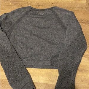NVGTN crop long sleeve